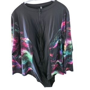 Torrid Women's Wireless Galaxy Print Long Sleeve Rash Guard Swimsuit 4xl 4